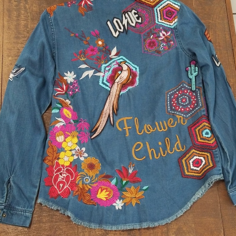 ☀️Sold ☀️Flower Child Denim Shirt /Jacket - Picture 2 of 7